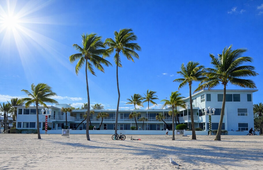 2800 N Surf Rd, Hollywood, FL à vendre - Photo du bâtiment - Image 2 de 17