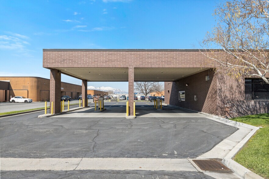 2714 S 300 W, Salt Lake City, UT à louer - Photo du bâtiment - Image 3 de 45