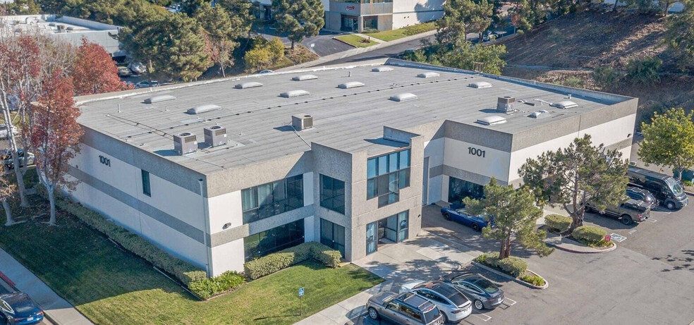 1001 Calle Negocio, San Clemente, CA à vendre - Photo du bâtiment - Image 1 de 6