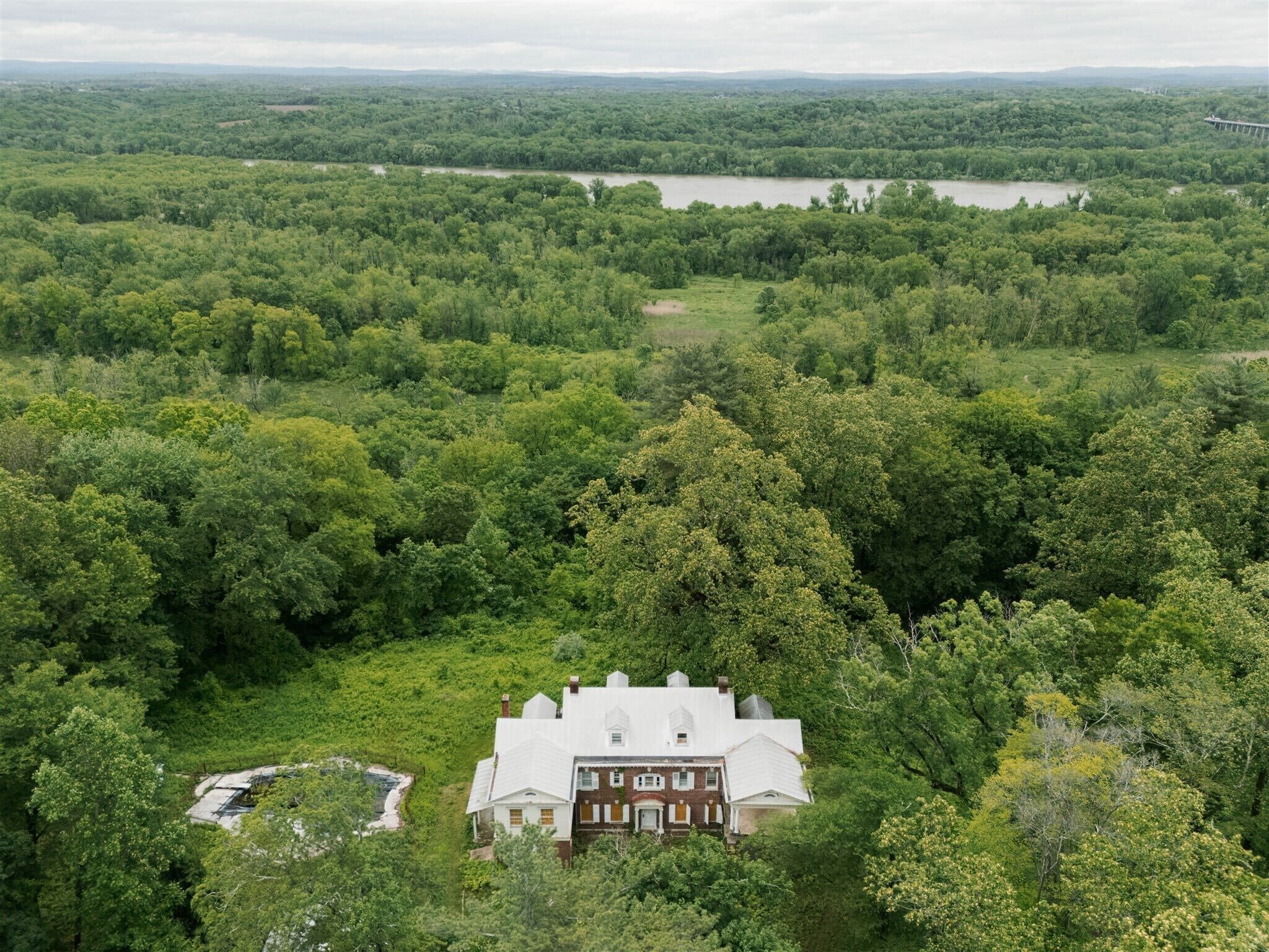 37-60 Blackburn Rd, Selkirk, NY à vendre Photo du bâtiment- Image 1 de 57