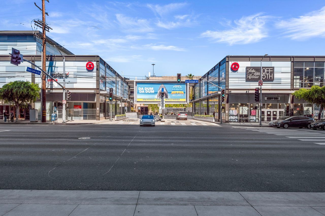 100 N La Cienega Blvd, Los Angeles, CA for lease Primary Photo- Image 1 of 14