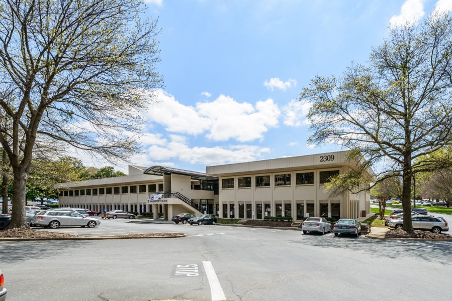 2309 Parklake Dr NE, Atlanta, GA à vendre Photo du bâtiment- Image 1 de 1