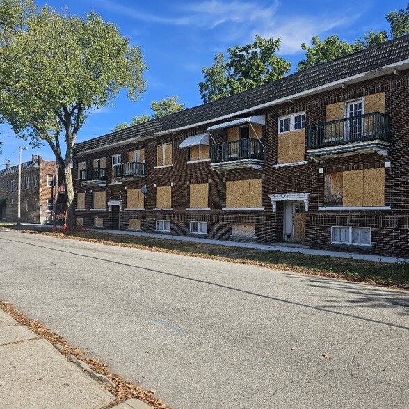 3425 E 128th St, Cleveland, OH à vendre - Photo du bâtiment - Image 3 de 32