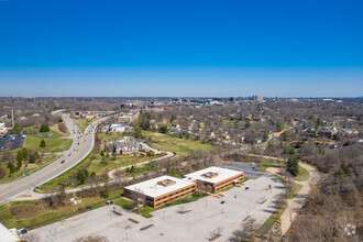 13515 Barrett Parkway Dr, Ballwin, MO - aerial  map view - Image1