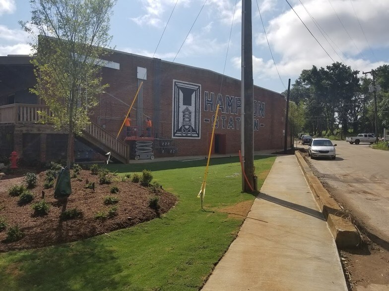 1320 Hampton Avenue Ext, Greenville, SC à louer - Photo du bâtiment - Image 3 de 41