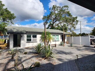 Plus de détails pour 11740 N 17th St, Tampa, FL - Multi-résidentiel à vendre