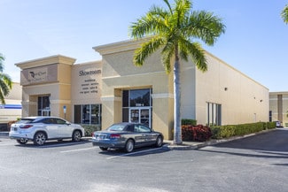 Plus de détails pour 11760 Metro Pky, Fort Myers, FL - Local d'activités à louer