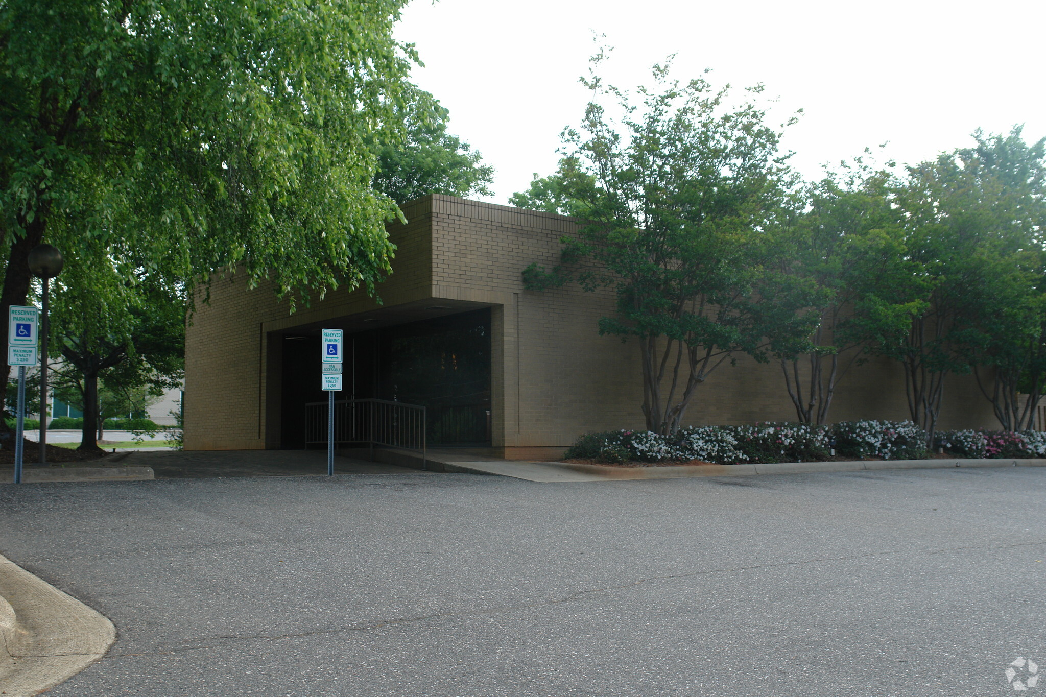 750 Cox Rd, Gastonia, NC for lease Building Photo- Image 1 of 3