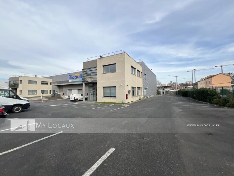 Industrial in Gennevilliers for lease - Building Photo - Image 3 of 8