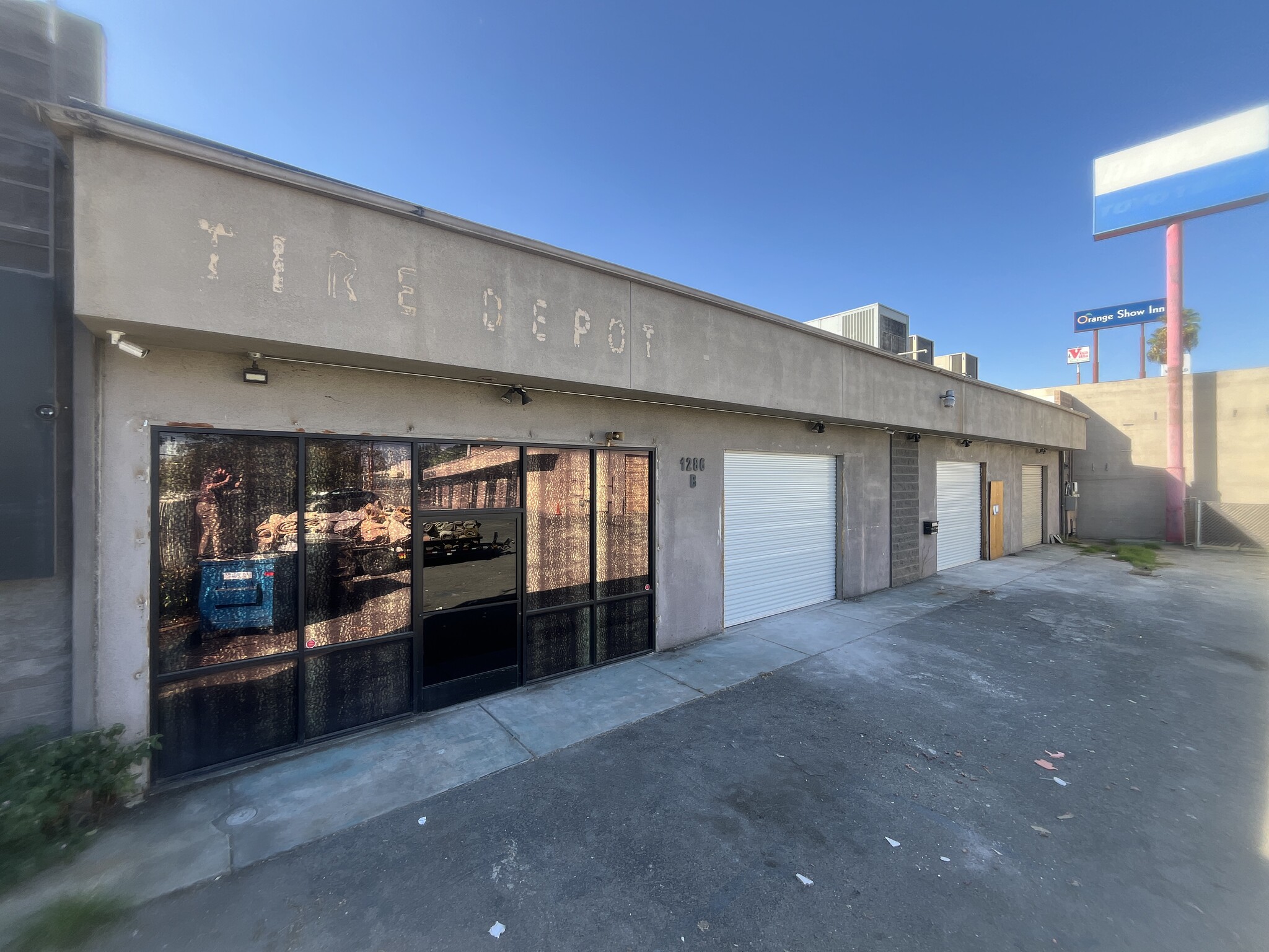 1286 S E St, San Bernardino, CA for lease Building Photo- Image 1 of 21