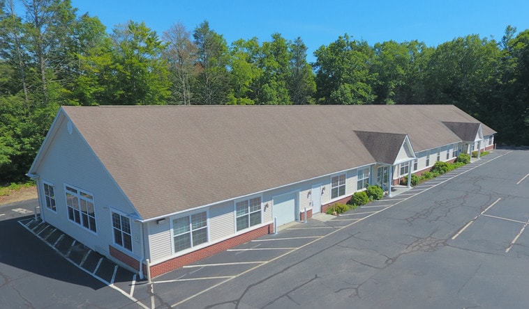 3 Winnenden Rd, Norwich, CT for lease - Building Photo - Image 2 of 20