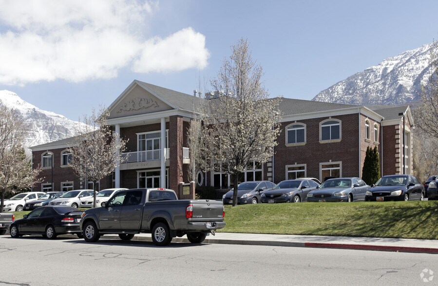 4778 N 300 W, Provo, UT à louer - Photo du bâtiment - Image 2 de 27