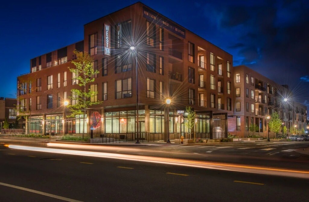 7333 W 38th Ave, Wheat Ridge, CO à louer Photo principale- Image 1 de 57