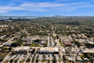 1005 NE 125th St, North Miami, FL - Aérien  Vue de la carte - Image1