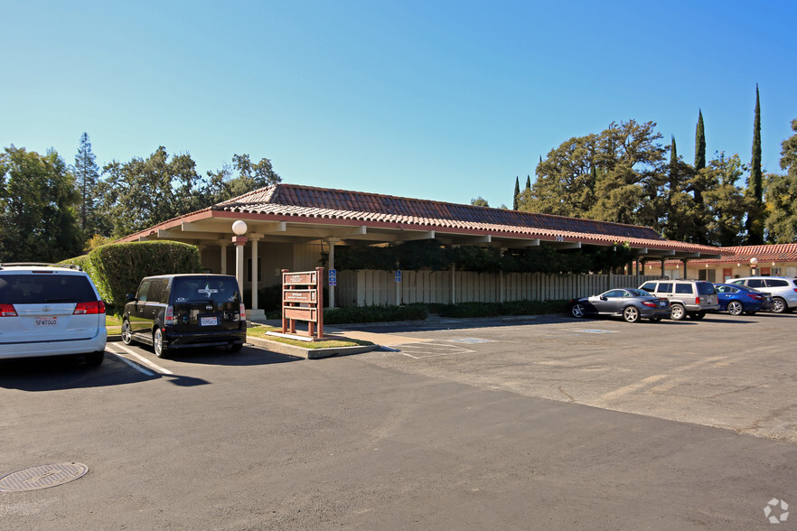 700 Sunrise Ave, Roseville, CA for sale - Primary Photo - Image 1 of 1