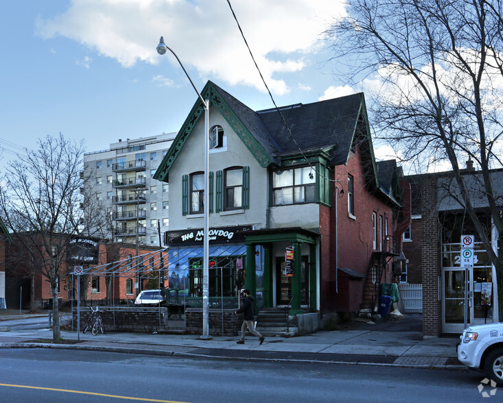 238 Laurier Ave E, Ottawa, ON for sale - Primary Photo - Image 1 of 2