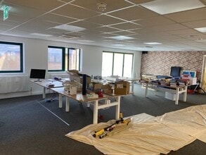 Unit 7 Stockingswater Lane, Enfield for lease Interior Photo- Image 2 of 4