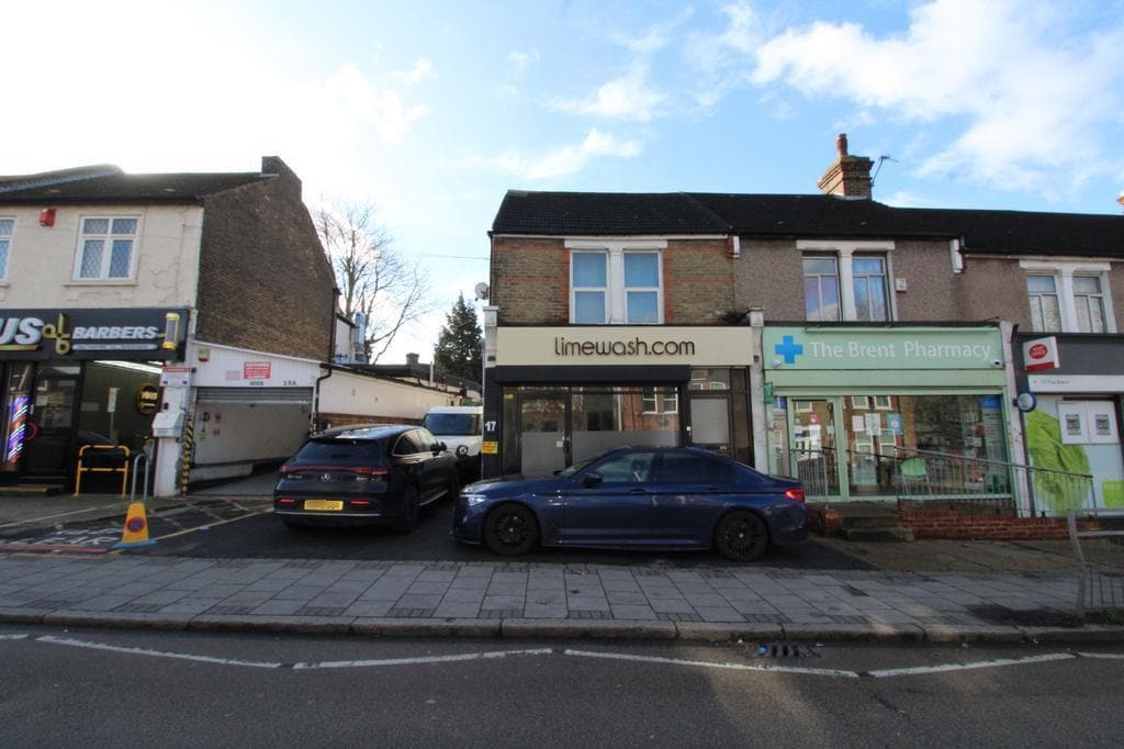 17 The Brent, Dartford for lease Building Photo- Image 1 of 3