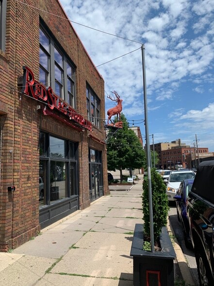 509 NE 1st Ave, Minneapolis, MN for lease - Building Photo - Image 3 of 9