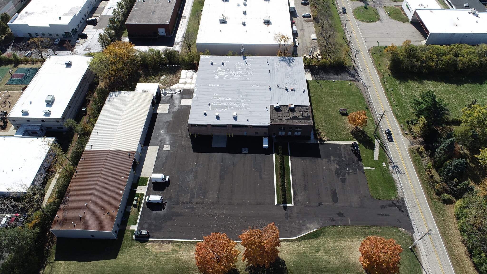 28041 N Bradley Rd, Lake Forest, IL for sale Building Photo- Image 1 of 20