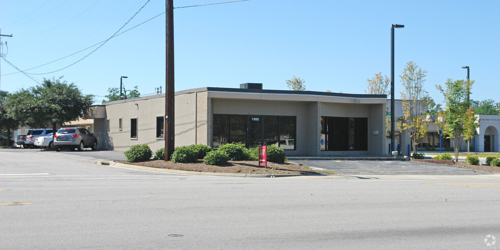 1200-1210 12th St, Cayce, SC for sale - Primary Photo - Image 1 of 2