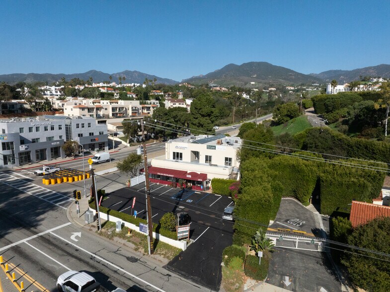 28925 Pacific Coast Hwy, Malibu, CA à louer - Photo du bâtiment - Image 2 de 6