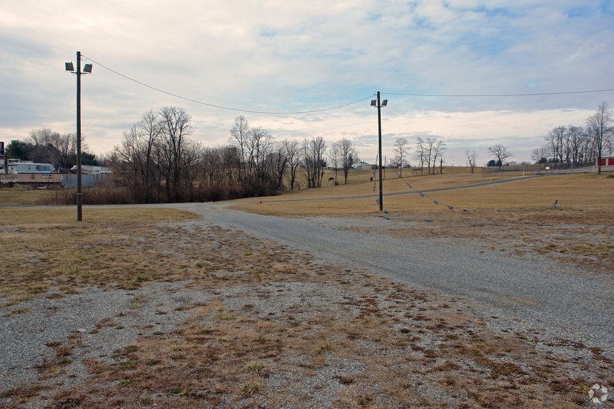 7205 Lee Hwy, Radford, VA à vendre - Photo principale - Image 1 de 1