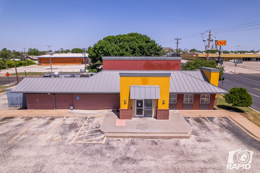 1425 N Chadbourne St, San Angelo, TX for sale - Building Photo - Image 2 of 5