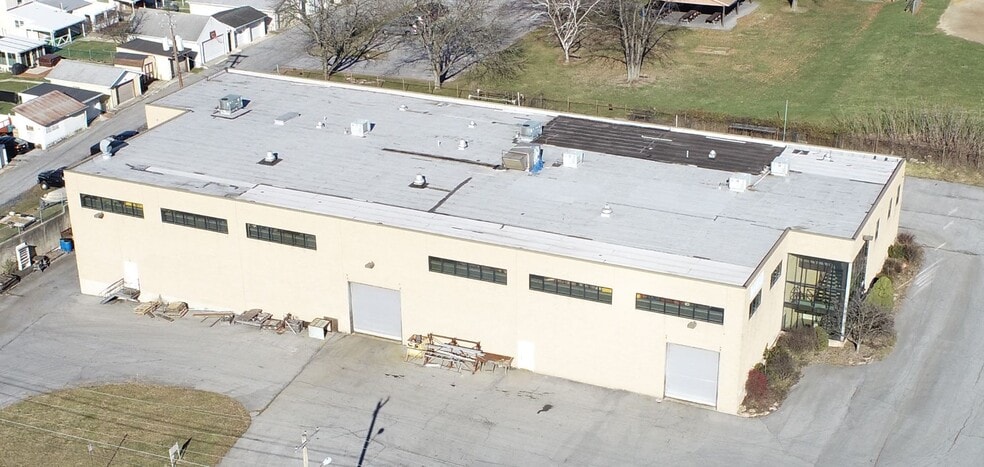 600 Held Dr, Northampton, PA for sale - Building Photo - Image 2 of 8