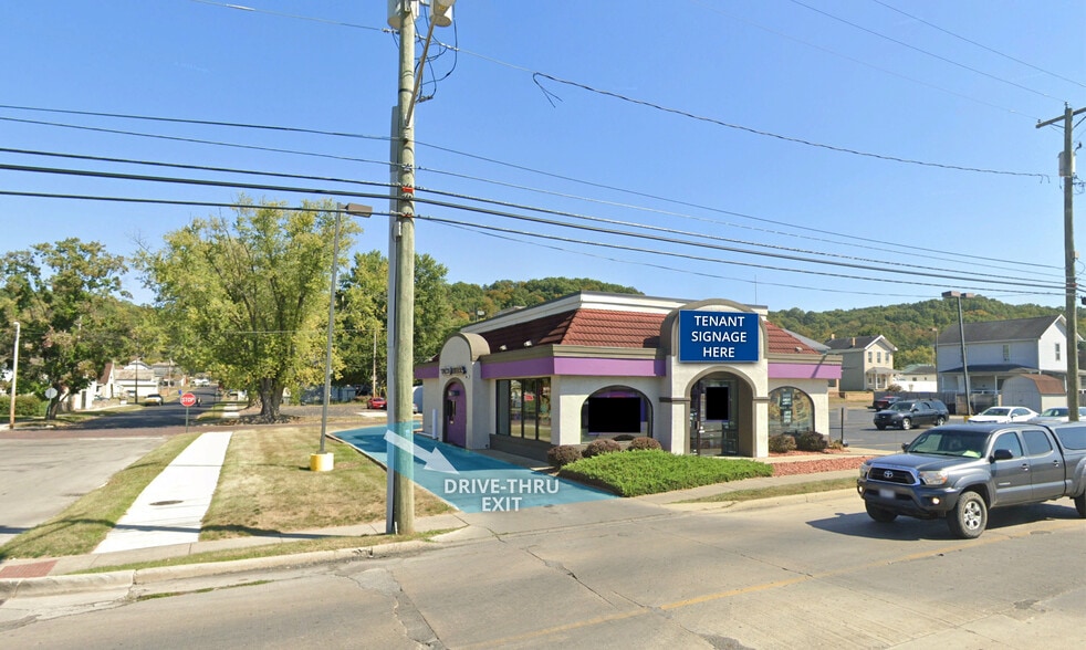 763 Chestnut St, Nelsonville, OH à louer - Photo du bâtiment - Image 1 de 6