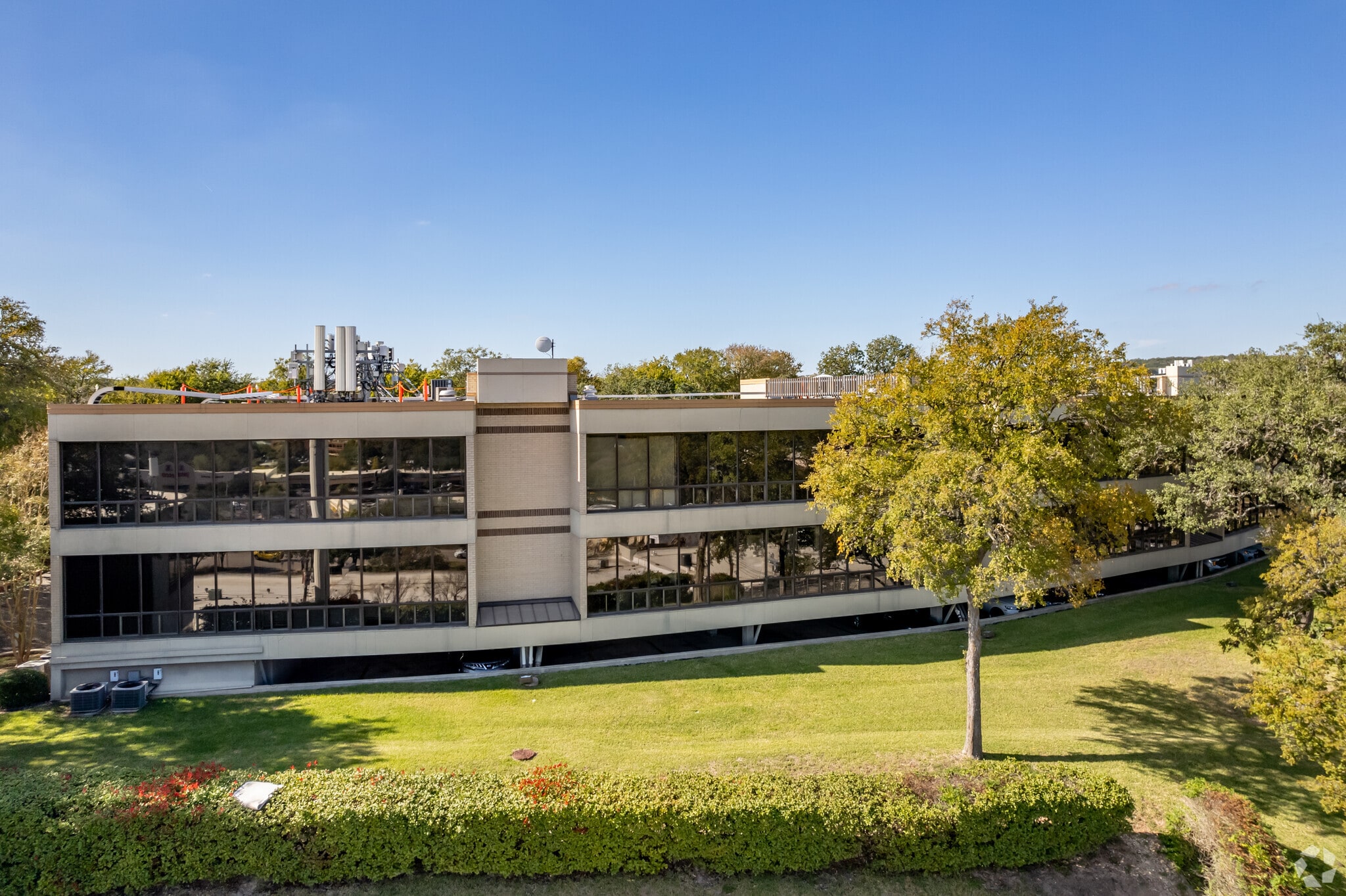 3345 Bee Caves Rd, Austin, TX for lease Primary Photo- Image 1 of 22