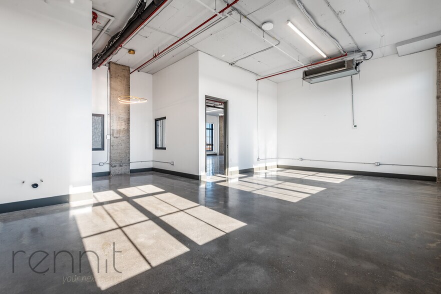 640 Parkside Ave, Brooklyn, NY à louer - Photo intérieure - Image 3 de 21