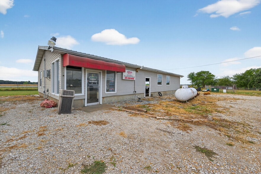 338 Booneslick Rd, New Florence, MO à vendre - Photo du bâtiment - Image 2 de 23