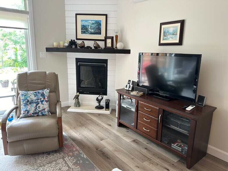 1115 Millwood Av, Brockville, ON à vendre - Photo du bâtiment - Image 3 de 15