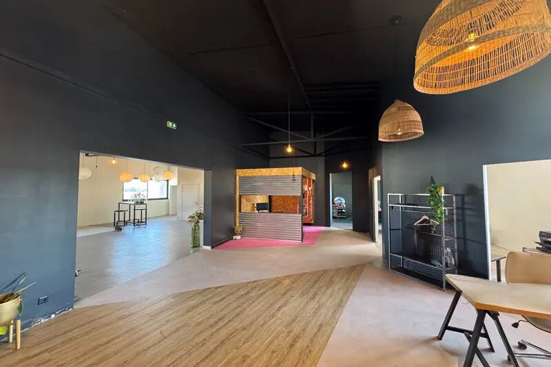 Flex in Montpellier for lease - Interior Photo - Image 3 of 7