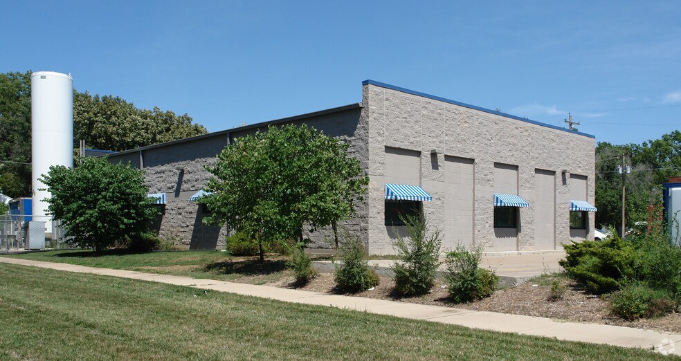 1112-1118 SW 6th Ave, Topeka, KS à vendre - Photo du bâtiment - Image 2 de 6