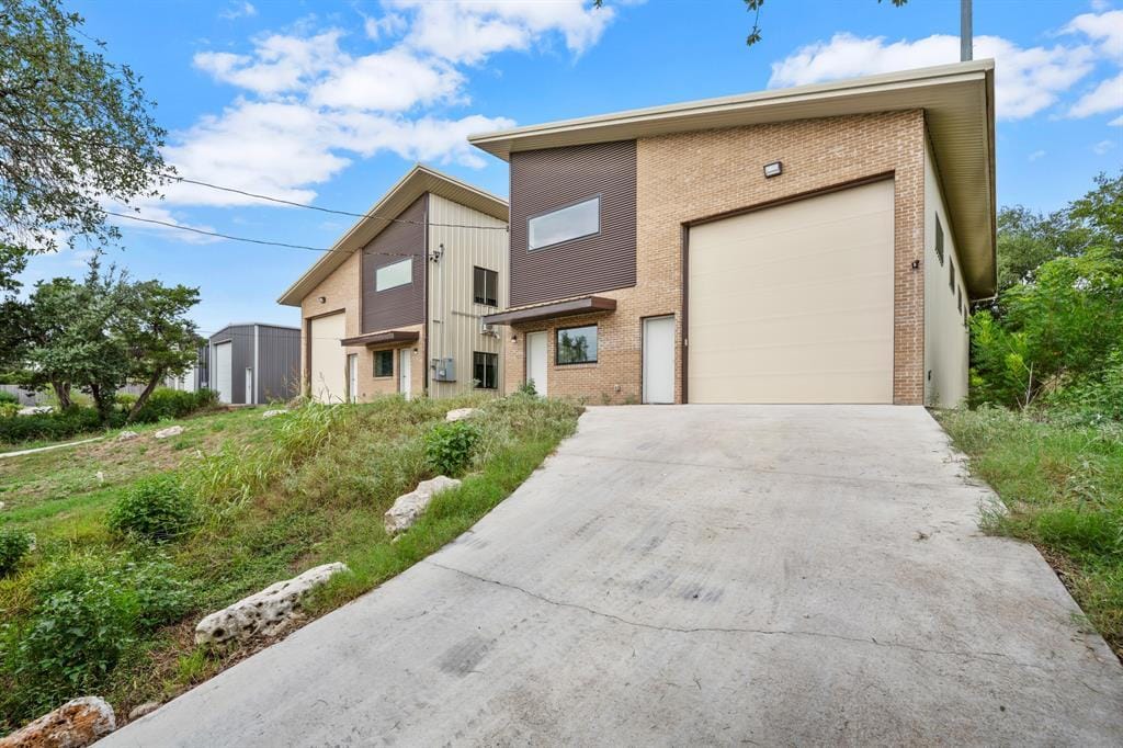 3802 Houston St, Austin, TX for lease Building Photo- Image 1 of 13