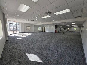 6358 Pinemont Dr, Houston, TX à louer Photo intérieure- Image 2 de 18