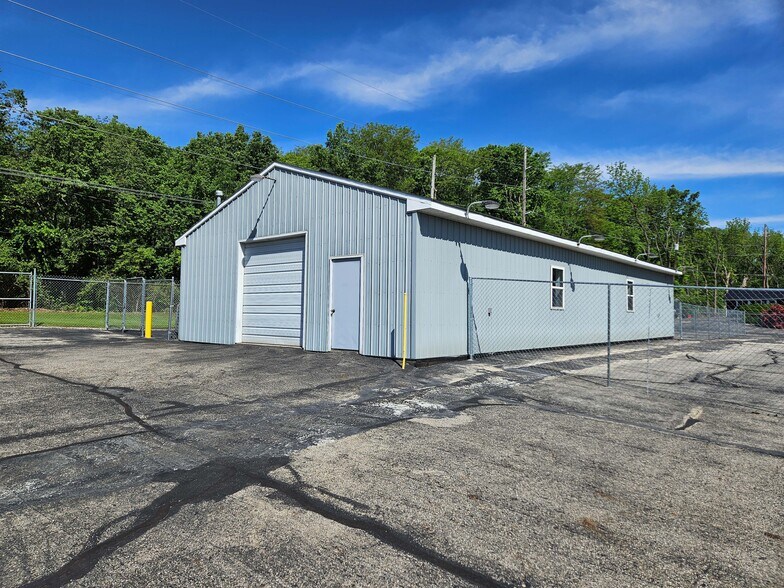 5290 N. C.R. 25A, Piqua, OH à vendre - Photo du bâtiment - Image 2 de 8