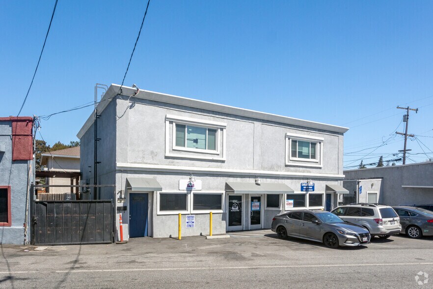 1437-1443 E Bayshore Rd, Palo Alto, CA à louer - Photo du bâtiment - Image 3 de 3