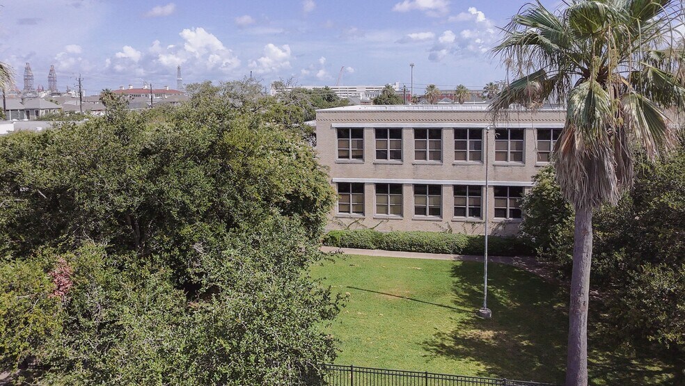 1528 Post Office St, Galveston, TX à vendre - Photo du bâtiment - Image 3 de 39