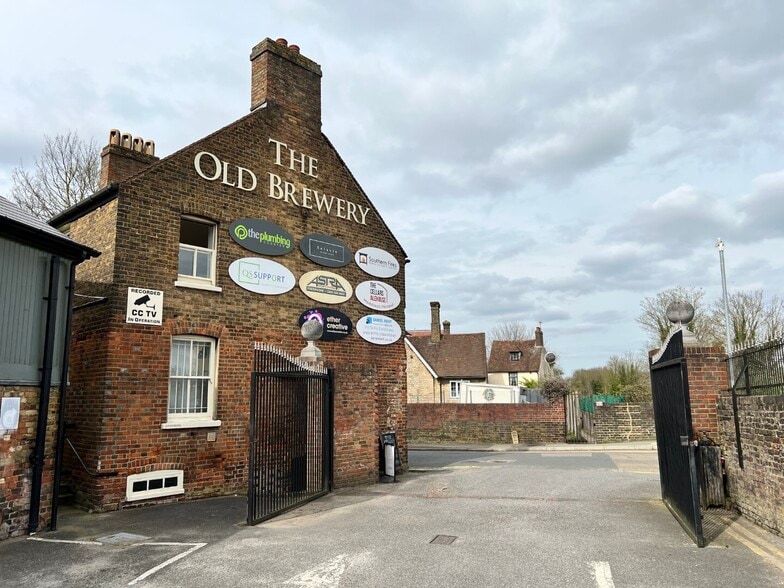 Buckland Rd, Maidstone for lease - Building Photo - Image 2 of 8