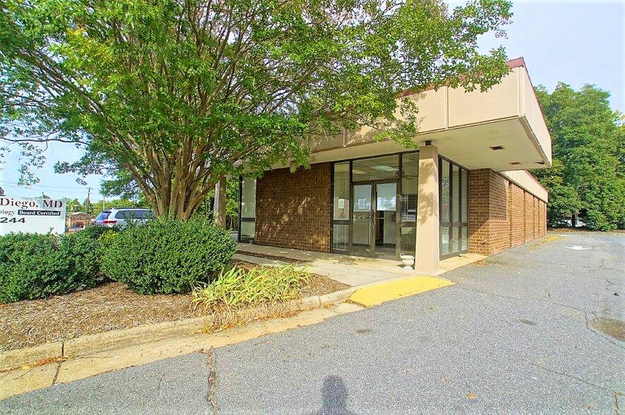 829 S Scales St, Reidsville, NC for sale - Primary Photo - Image 1 of 1