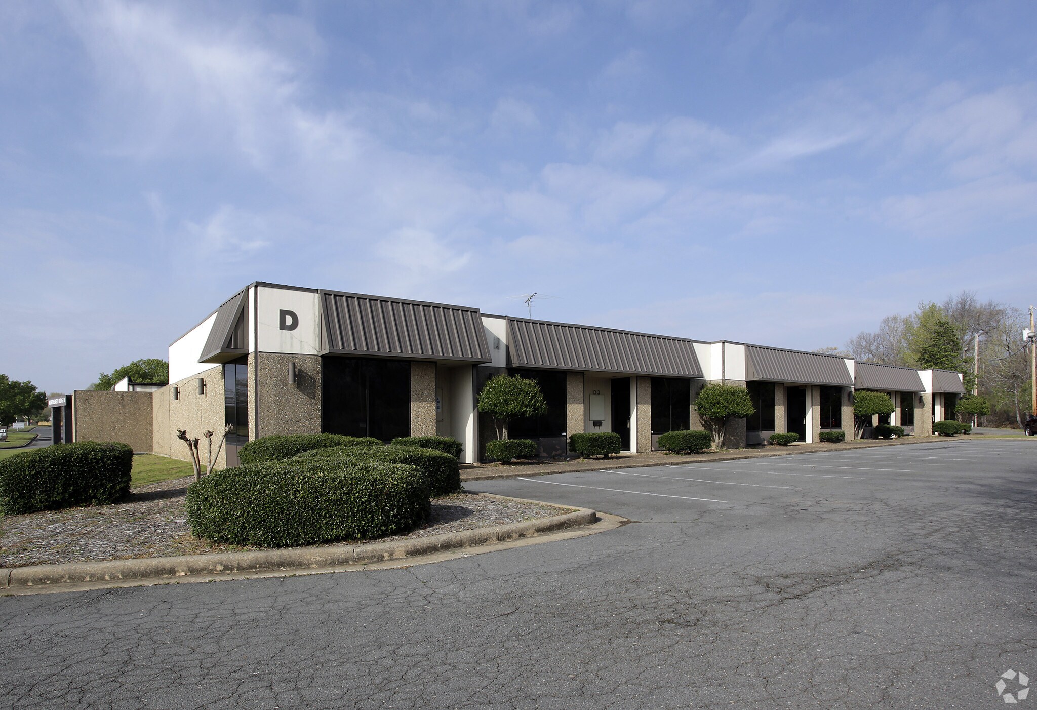 5301 McClanahan Dr, North Little Rock, AR for sale Primary Photo- Image 1 of 3