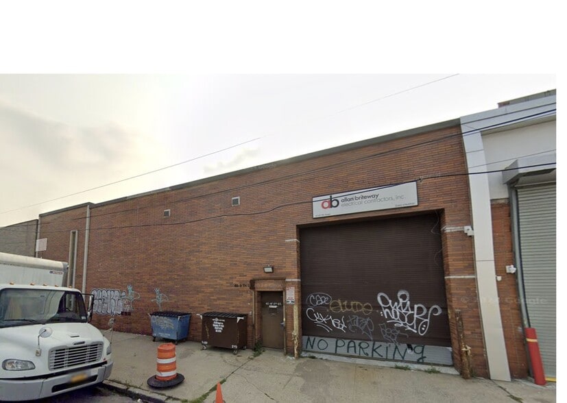 43-50 10th St, Long Island City, NY for lease - Building Photo - Image 2 of 3