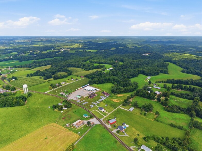 7624 Liberty Rd, Columbia, KY for sale - Aerial - Image 2 of 45