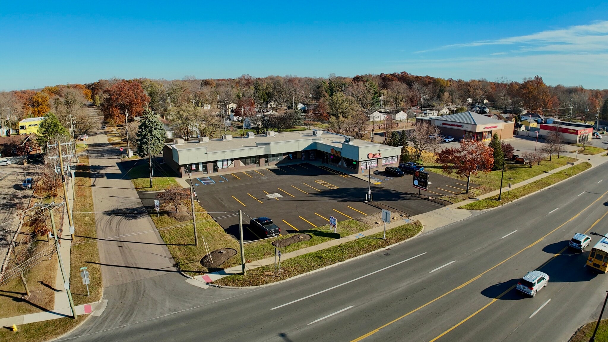 1900-2020 N Wayne Rd, Westland, MI for lease Primary Photo- Image 1 of 8
