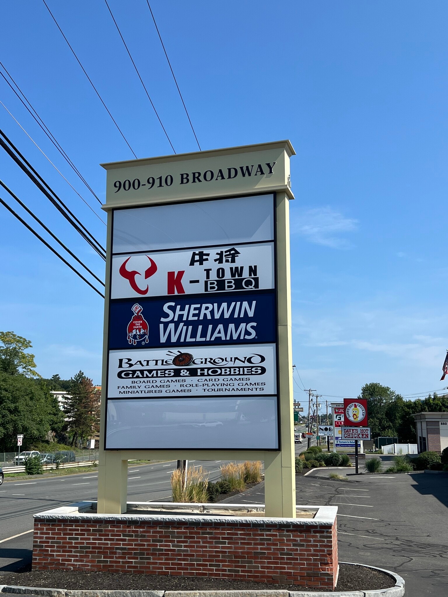 880-910 Broadway, Saugus, MA 01906, USA Broadway, Saugus, MA à louer Autre- Image 1 de 4