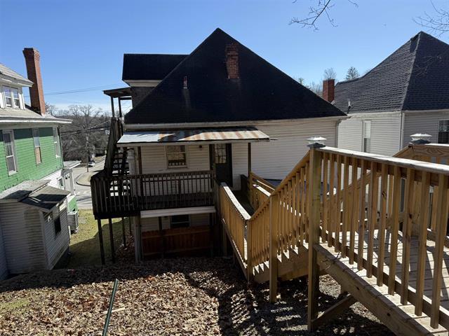 1005 Locust Ave, Fairmont, WV à vendre - Photo du bâtiment - Image 2 de 18