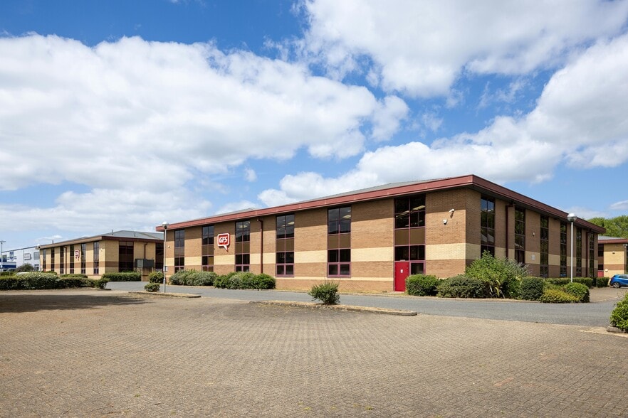 Canal View Rd, Newbury à louer - Photo du bâtiment - Image 2 de 8